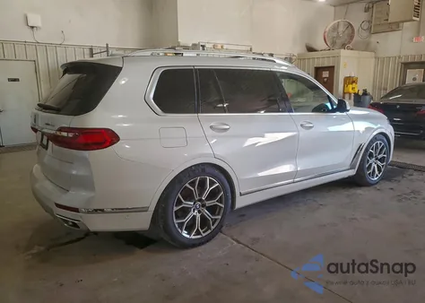 2020 BMW X7 xDrive40I z USA, uszkodzony, nr VIN 5UXCW2C0XL9B07061